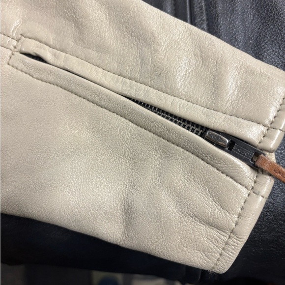 Harley-Davidson Men's Two-Tone Leather Bomber Jacket - Picture 8 of 10